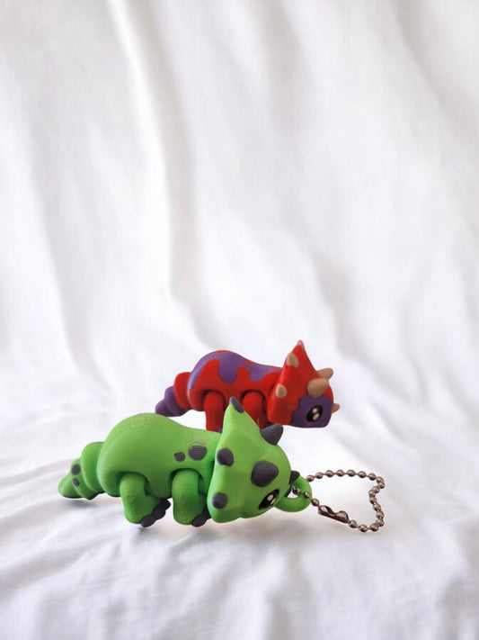 3D articulated cute baby dino / 3d printed dinosaur triceratops keychain / 3d printed triceratops key chain animals figurine Fidget