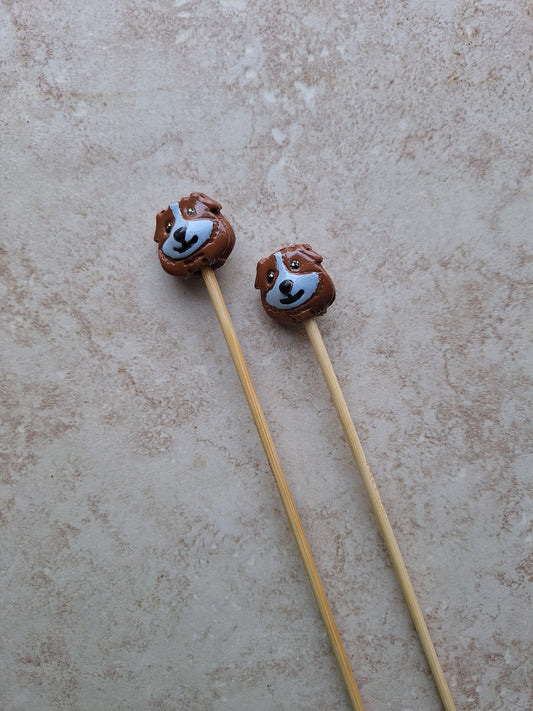 Set of 2 brown guinea pig knitting needles / polymer clay knitting needles / decorative guinea pig needles knitting accessory crochet