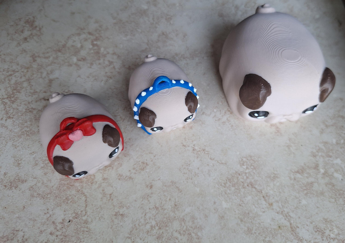 3D articulated pug puppy / 3d printed puppy dog / 3d printed animals pug keychain figurine knick knack Fidget