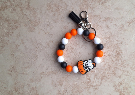Silicone beaded wristlet keychain / fall halloween beaded wristlet ghost keychain / pumpkin cow print bag accessories key chain gift