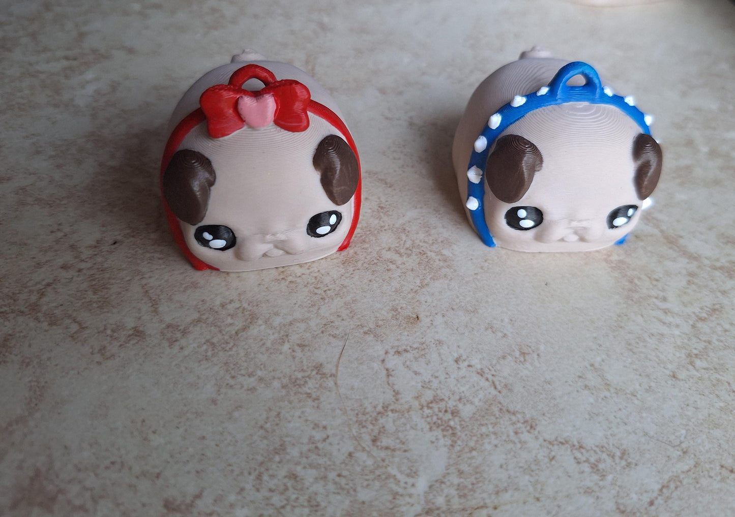 3D articulated pug puppy / 3d printed puppy dog / 3d printed animals pug keychain figurine knick knack Fidget