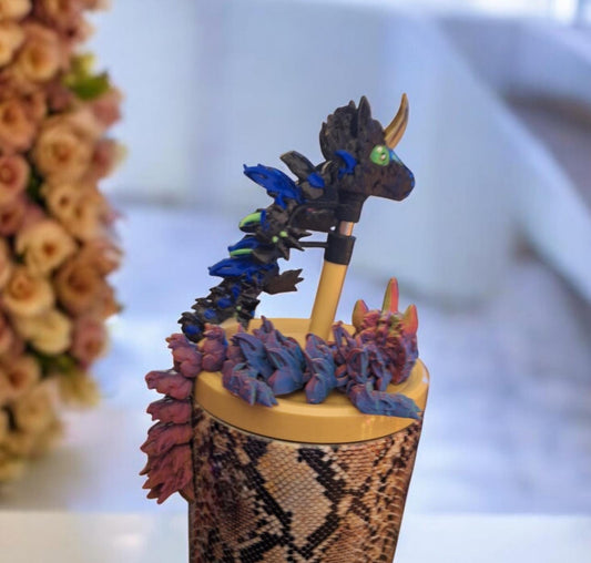 3D articulated rainbow unicorn baby dragon / 3d printed unicorn dragon animals desk pet Fidget figure