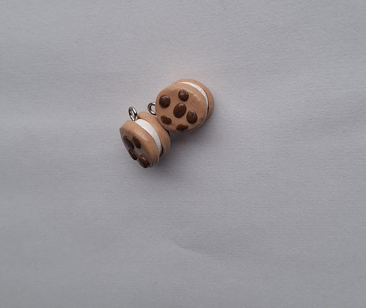 Kawaii ice cream cookie sandwich charms / polymer clay ice cream sandwich cookie charms / kawaii food jewelry charms stitch marker