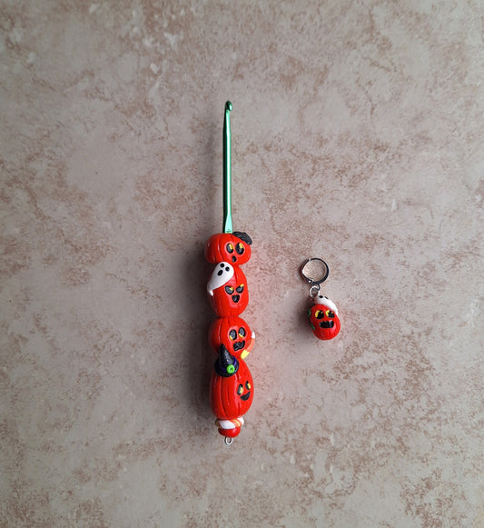 Polymer clay retro vintage style pumpkins Halloween holiday crochet hook