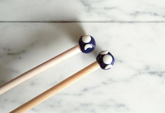 Set of 2 glow moon phase knitting needles / polymer clay knitting needles / decorative glow moon knitting needles accessory
