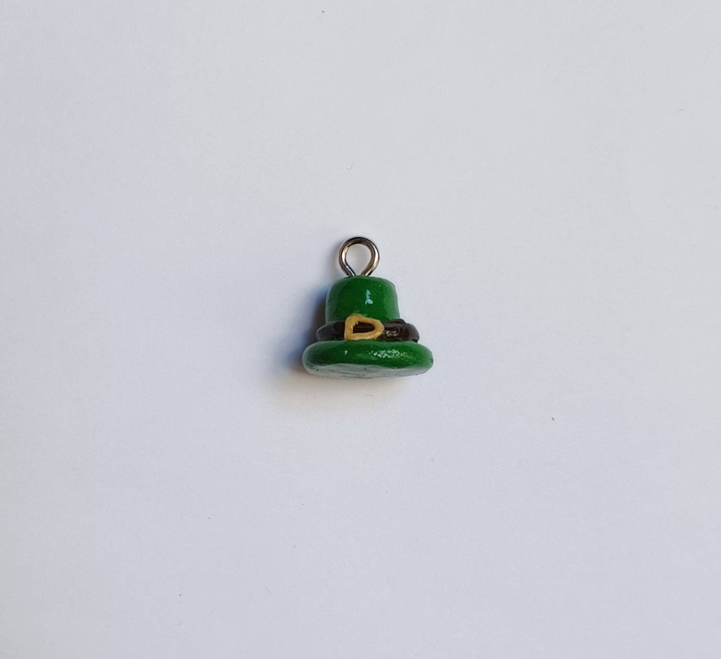 Kawaii leprechaun hat charms / polymer clay st. Patrick's day charms / kawaii lucky charms / kawaii leprechaun jewelry
