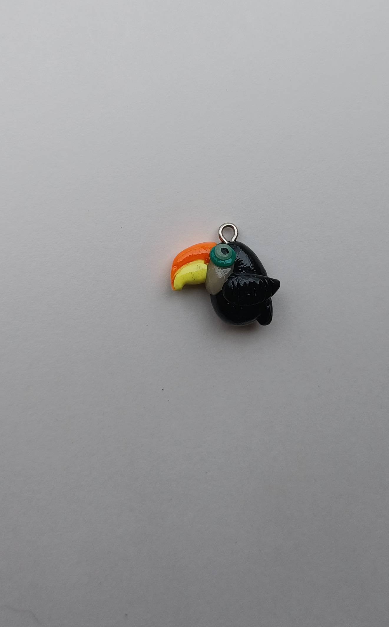 Kawaii toucan charms / polymer clay toucan charms / kawaii animal charms / toucan jewelry / kawaii parrot jewelry