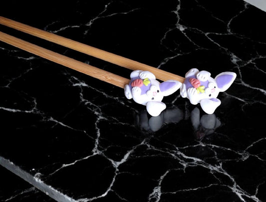 Set of 2 bunny with carrot knitting needles / polymer clay knitting needles / decorative easter knitting needles accessory