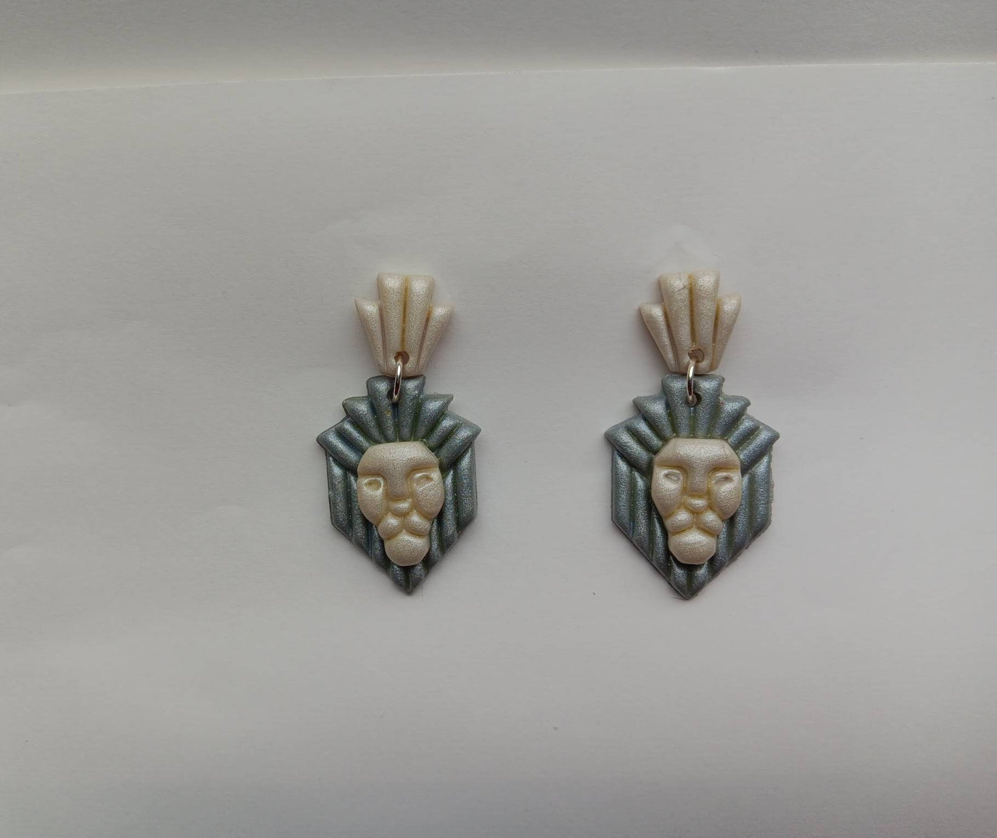 Kawaii art deco lion earrings / polymer lion stud dangle earrings / clay silver gold pearl lion jewelry / clay king of the Jungle earrings