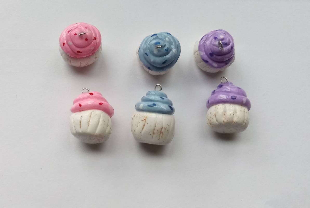 Kawaii cupcake charms / polymer clay cupcake dessert charms / kawaii food charms / kawaii food jewelry