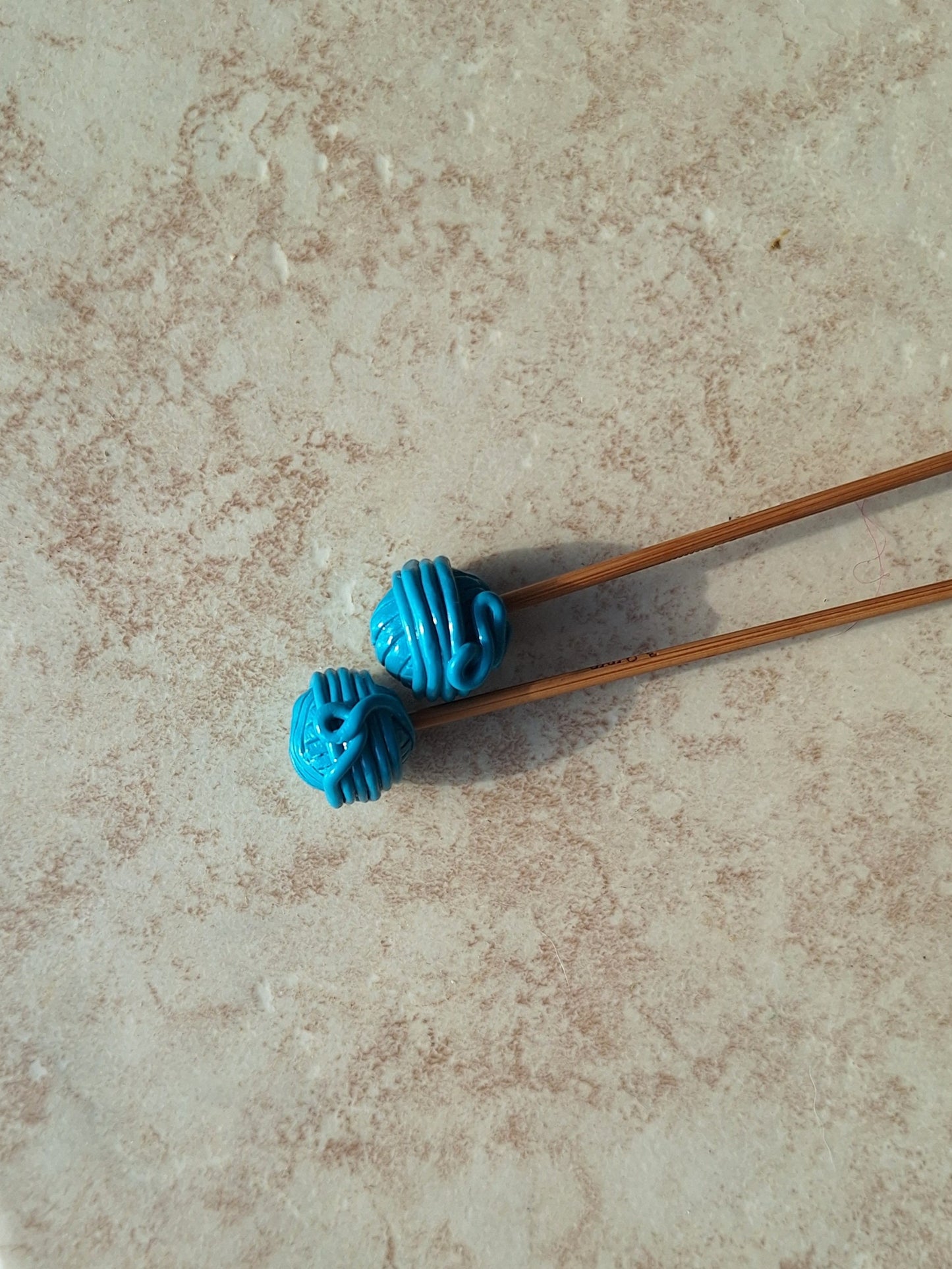 Set of 2 teal yarn ball knitting needles / polymer clay knitting needles / decorative yarn ball knitting needles knitting accessory crochet
