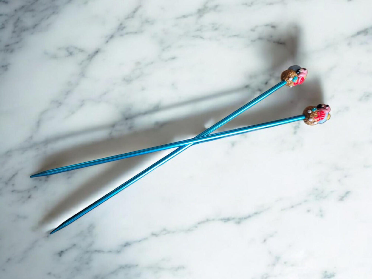 Set of 2 pink flamingo knitting needles / polymer clay knitting needles / decorative summer beach knitting needles accessory