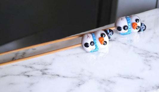 Set of 2 snowman knitting needles / polymer clay knitting needles / decorative holiday knitting needles accessory