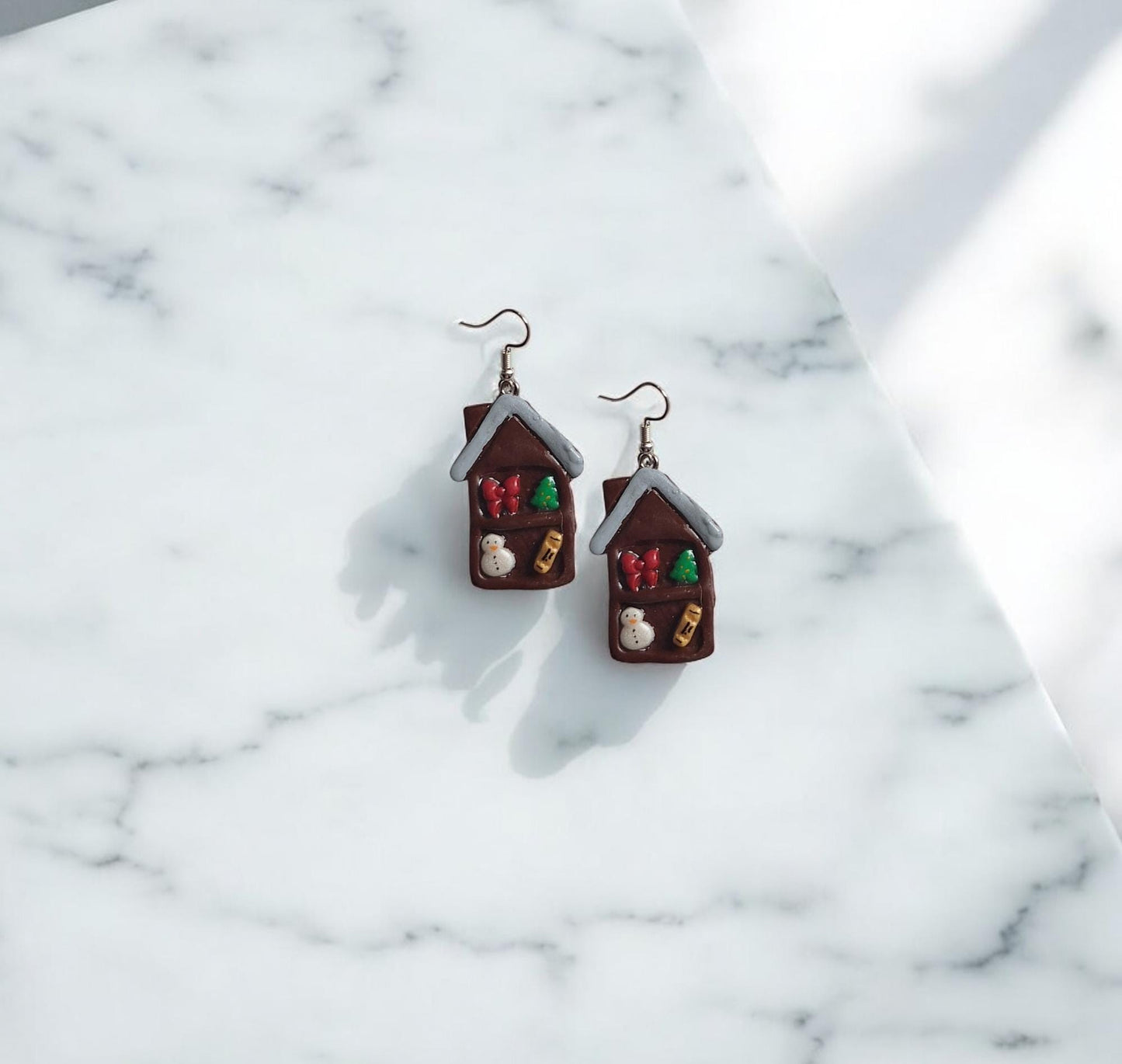 Kawaii clay christmas bookshelf earrings / polymer clay bookcase earrings book need book lover jewelry / clay book earrings tree present