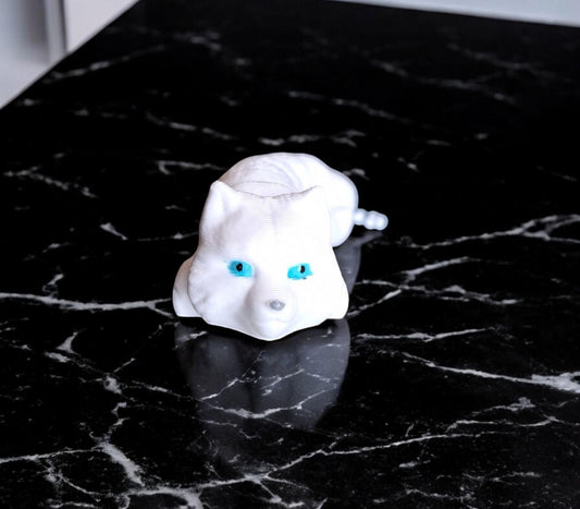 3D articulated flexi white arctic fox / 3d printed cute fox / 3d printed animals figurine knick knack Fidget keychain