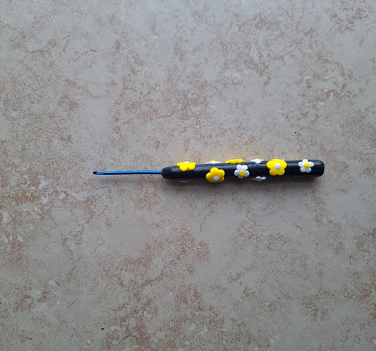 Polymer clay black yellow white daisy crochet hook