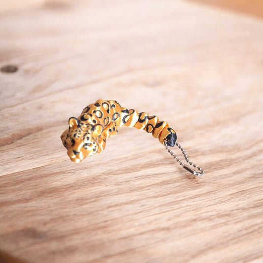 3D articulated golden leopard cheetah / 3d printed kitten cat / 3d printed animals figurine knick knack Fidget keychain