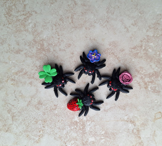3D articulated small spiders / 3d printed spider insect animals / floral holiday halloween spider knick knack Fidget figurines