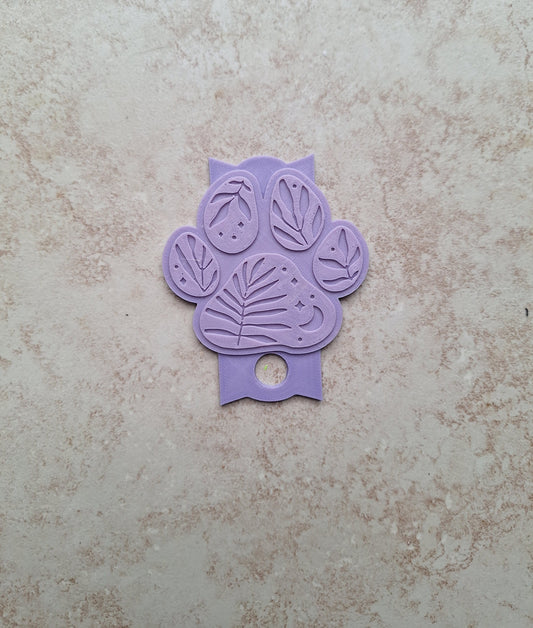 3D printed lavender paw print straw tag tumbler topper accessories / leaf pawprint tumbler topper straw tag / tumbler accessory for stanley