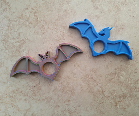 3D bat dragon book page holder / 3d printed bat 3d printed dragon animals figurine knick knack Fidget page keeper