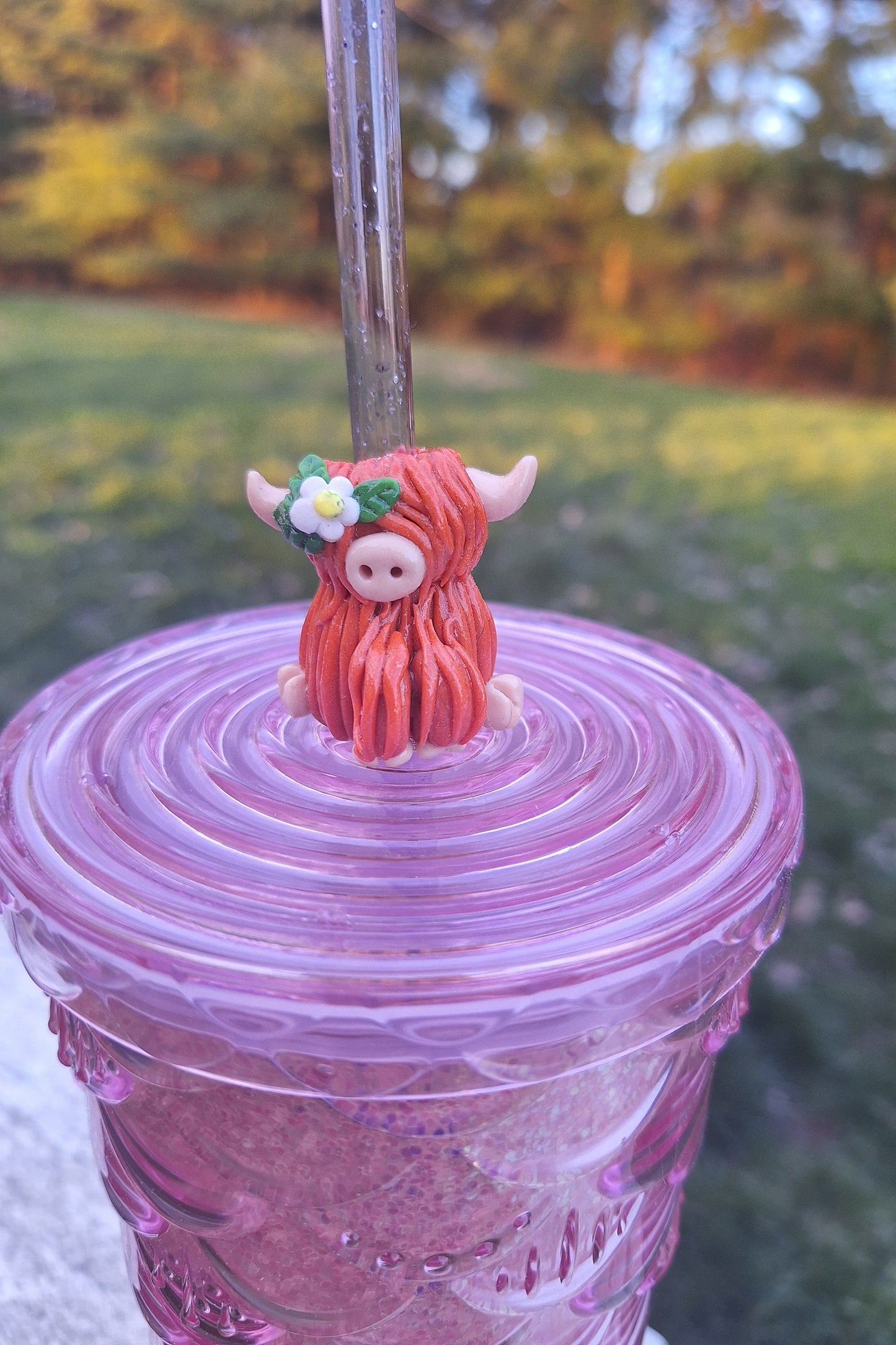 Polymer clay highland cow straw buddy charm tumbler accessories / tumbler charm straw buddy / daisy floral cow straw topper charm