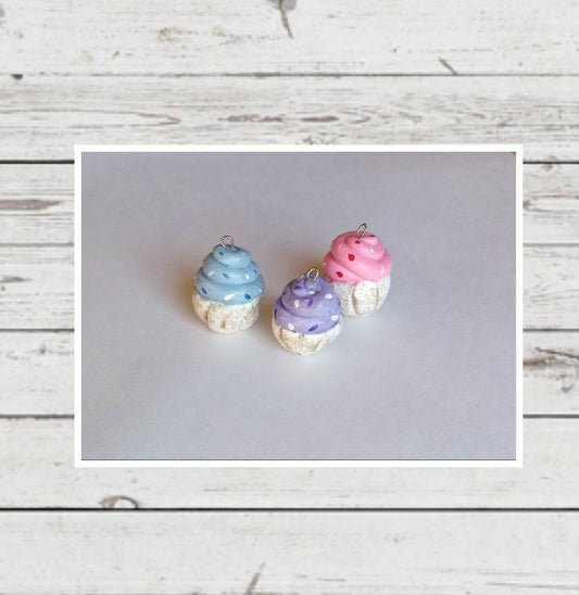 Kawaii cupcake charms / polymer clay cupcake dessert charms / kawaii food charms / kawaii food jewelry