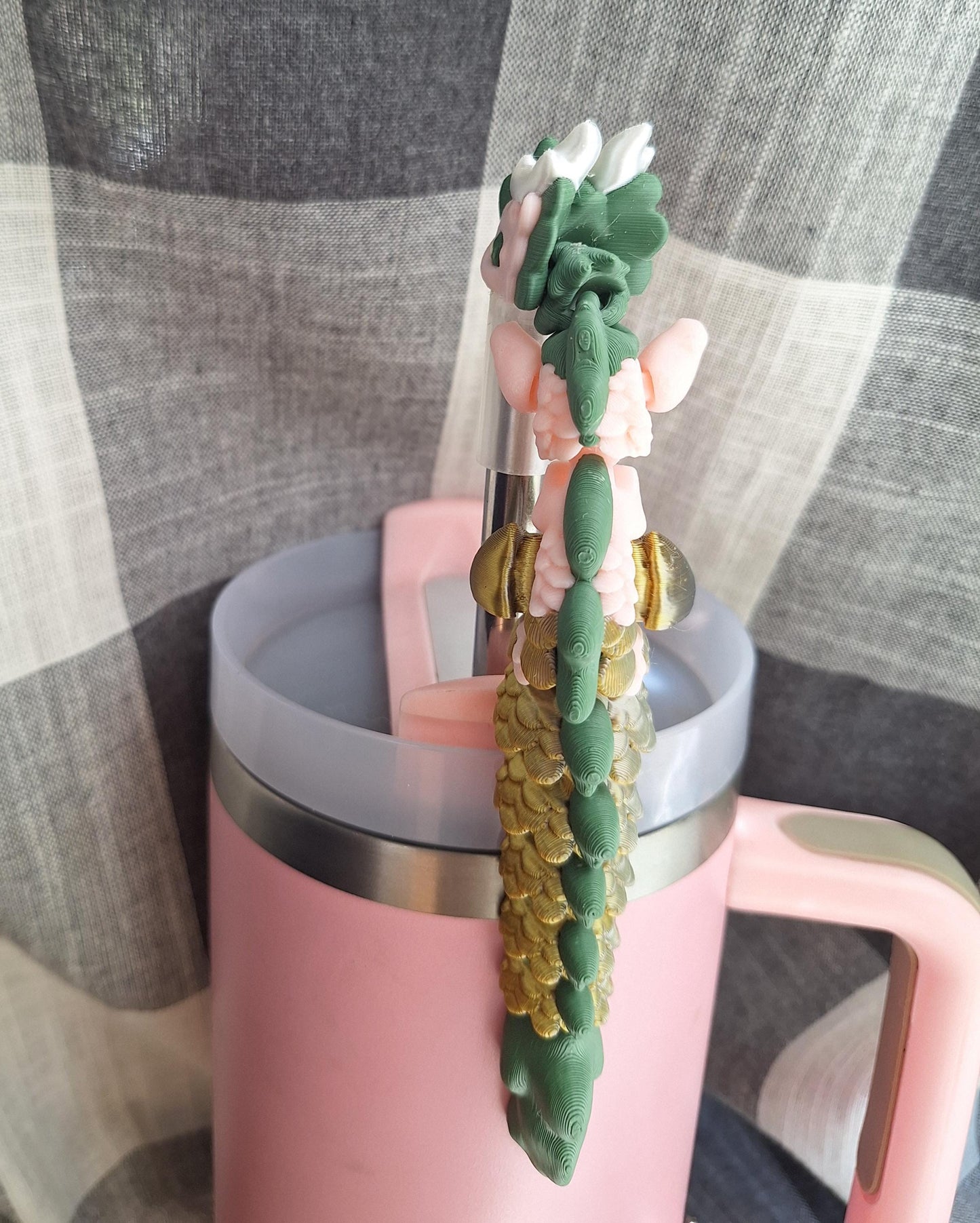 3D articulated metallic gold baby kaida dragon straw cap / 3d printed dragon animals / pink green dragon straw topper cover Fidget figurines
