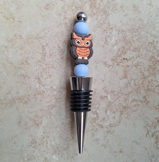Silicone beaded owl with blue wine stopper / fall owl beaded silicone wine stopper top / owl wine accessories