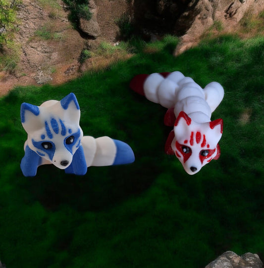3D articulated red blue baby kitsune fox / 3d printed kitsune / 3d printed animals figurine knick knack Fidget