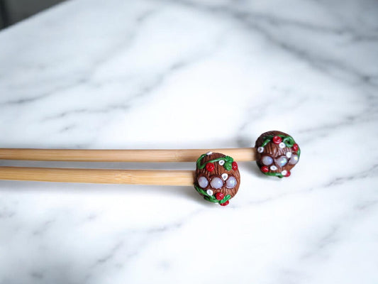 Set of 2 opal rose vine knitting needles / polymer clay knitting needles / decorative floral knitting needles accessory