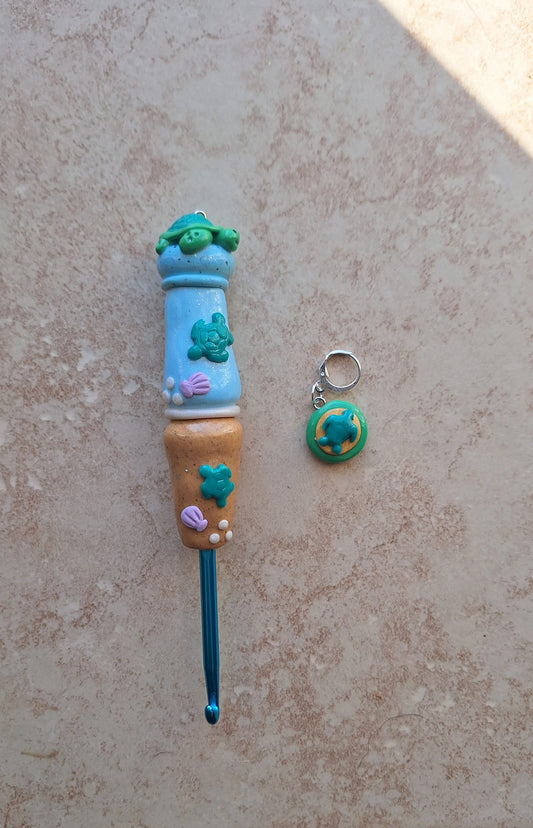 Polymer clay Beach sea turtle crochet hook