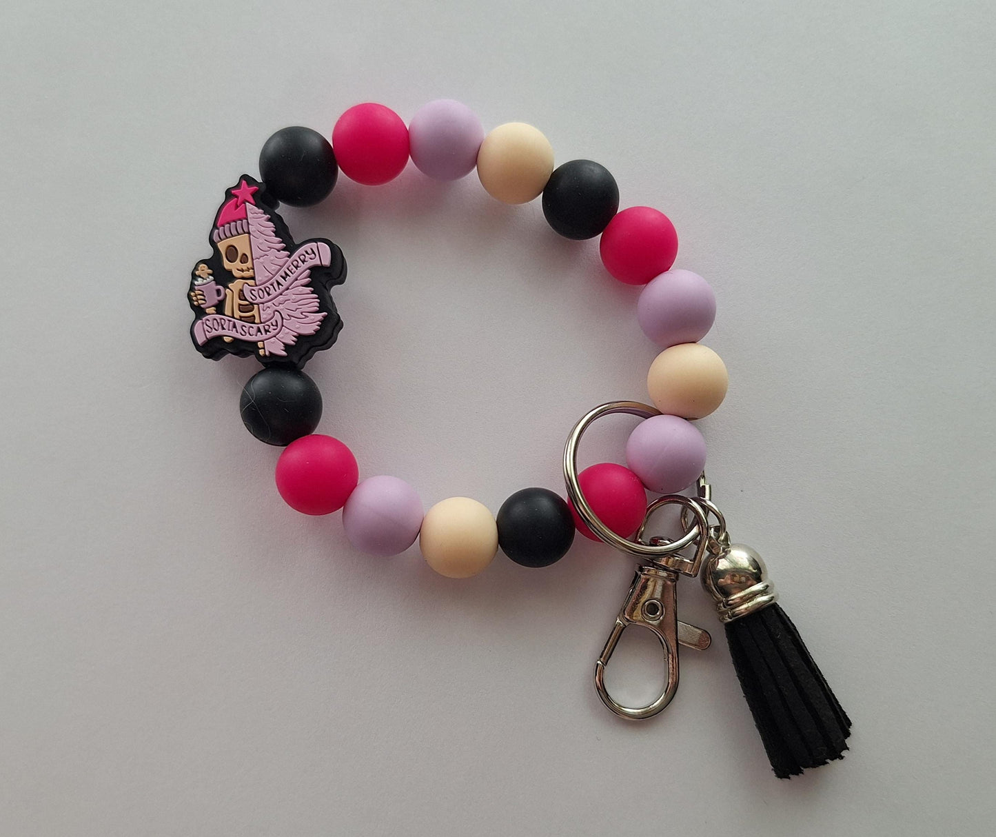 Silicone beaded wristlet keychain / winter christmas halloween beaded wristlet keychain / sorta scary sorta merry bag accessories key chain