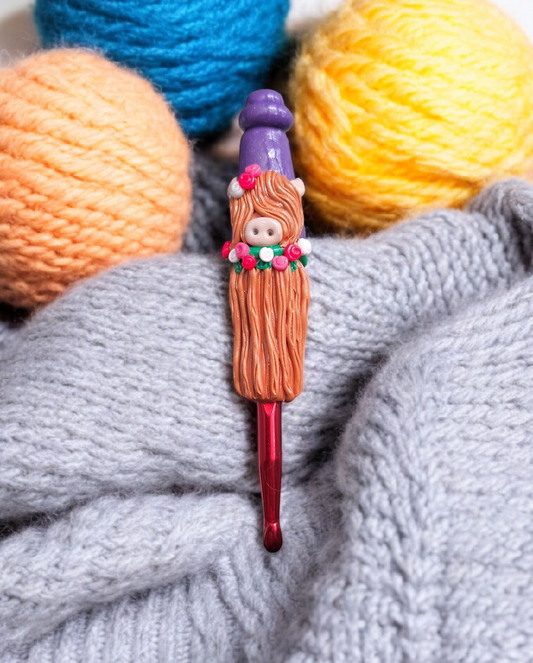 Polymer clay cute highland cow crochet hook