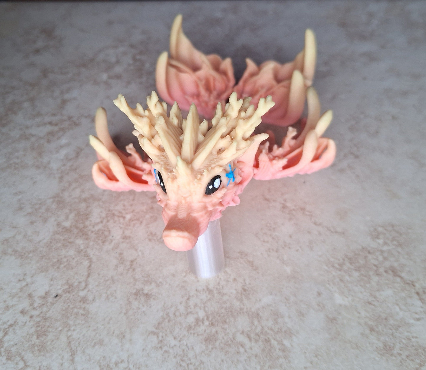 3D articulated ombre coral reef dragon straw cap / 3d printed dragon animals / coral tadling dragon straw topper cover Fidget figurines