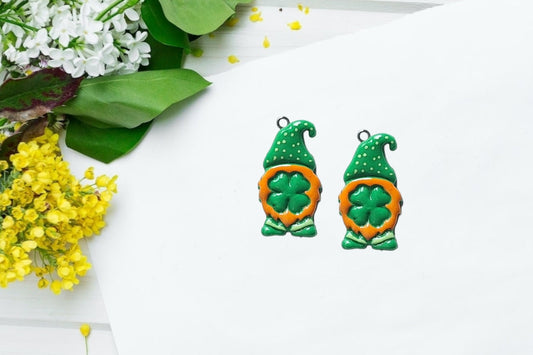 Kawaii polka dot green clover gnome charms / polymer clay st patricks day gnome charm / leprechaun gnome charm stitch marker progress keeper