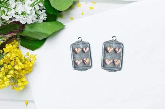 Kawaii valentine heart sugar cookie baking tray charms / polymer clay cookie charms / kawaii food charm food jewelry charm stitch marker
