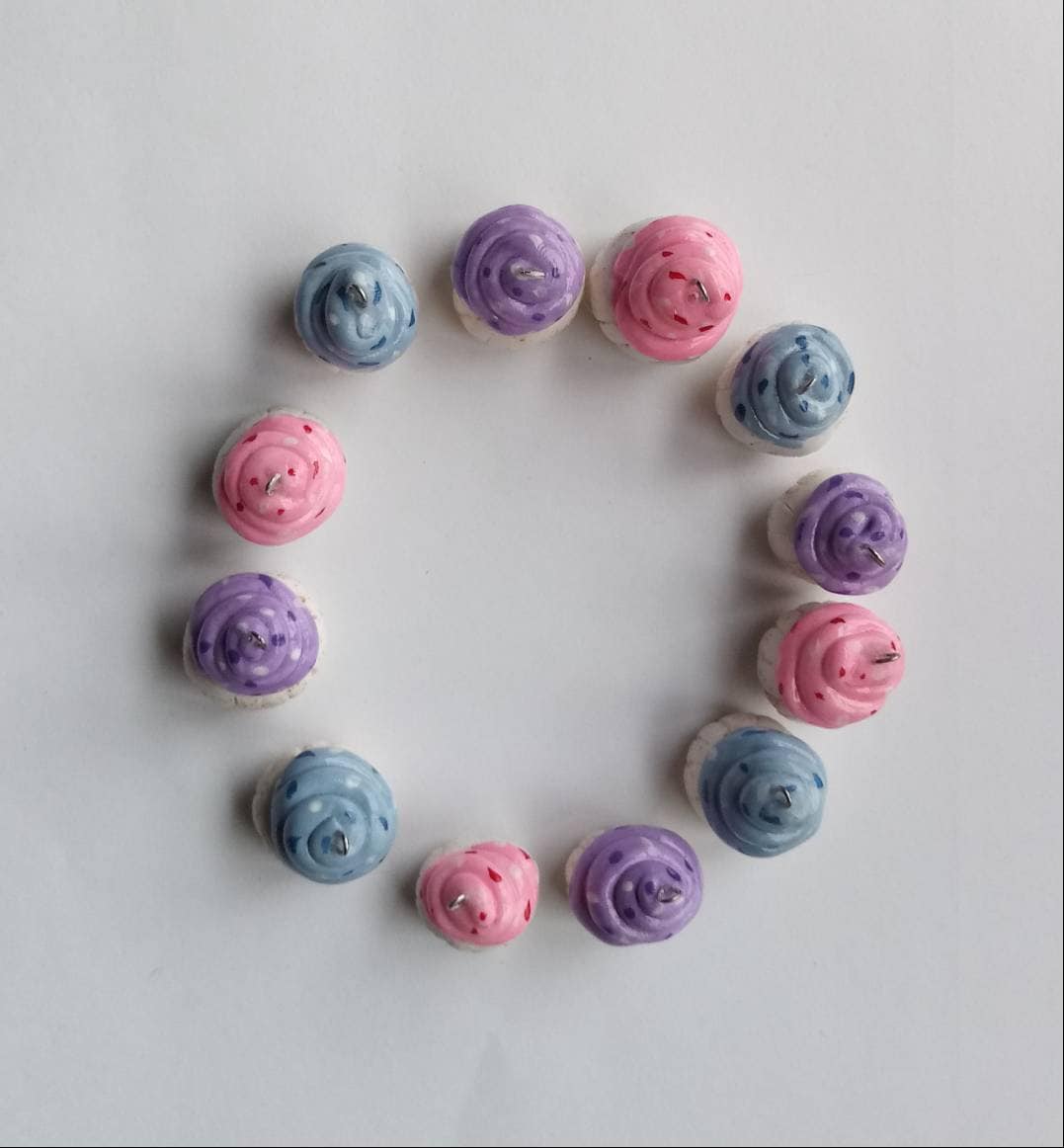 Kawaii cupcake charms / polymer clay cupcake dessert charms / kawaii food charms / kawaii food jewelry