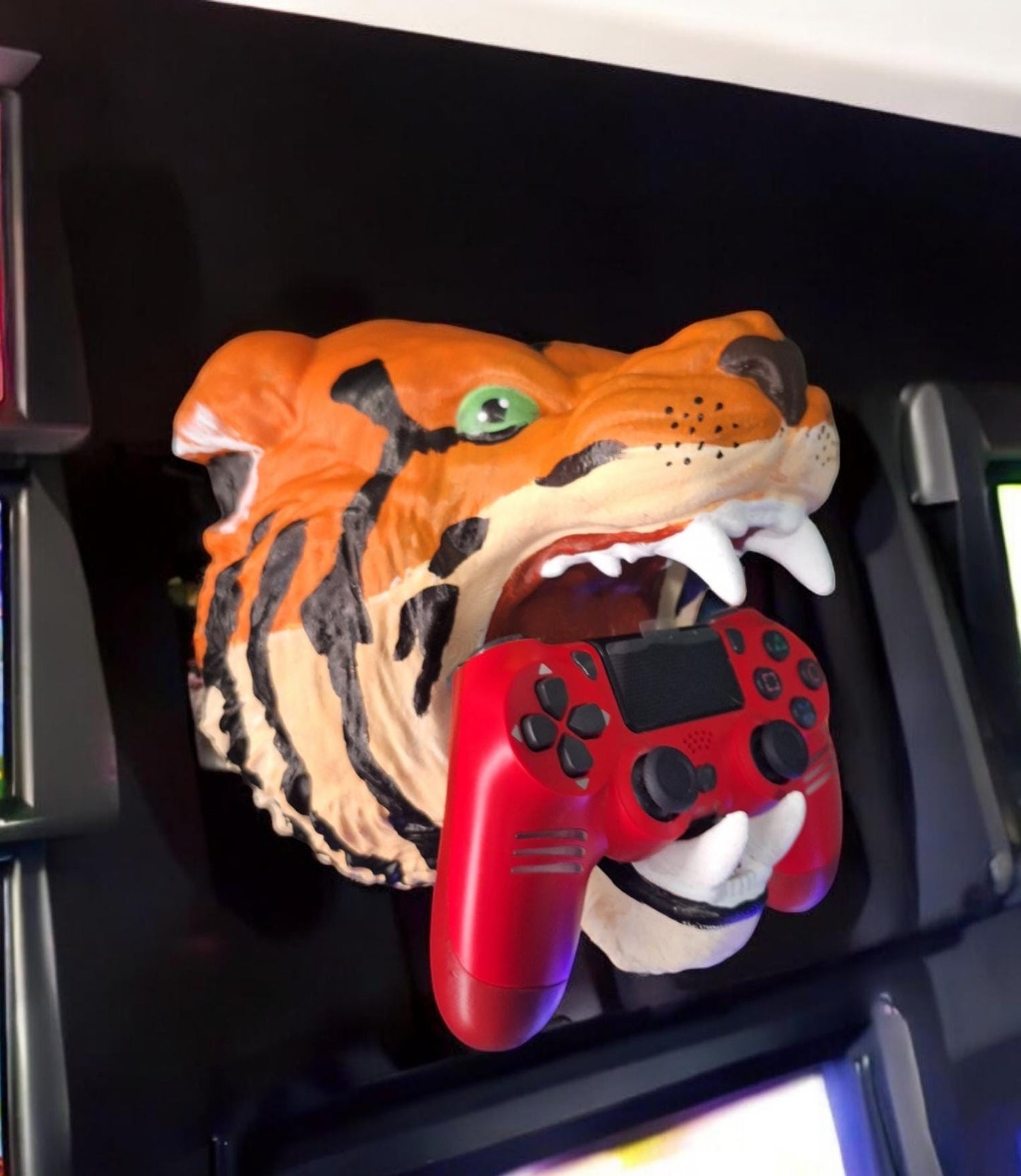 3D printed tiger head controller holder / wall mount game controller holder / 3d printed tabletop controller holder gaming accessories