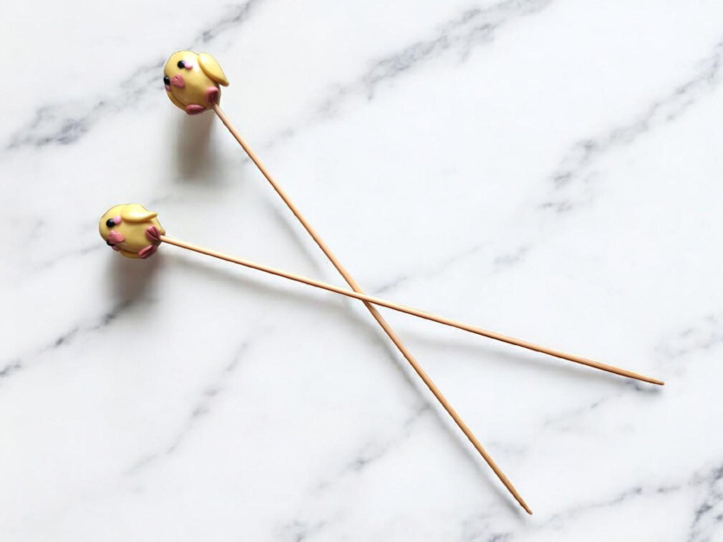 Set of 2 cute baby chic knitting needles / polymer clay knitting needles / decorative easter knitting needles accessory