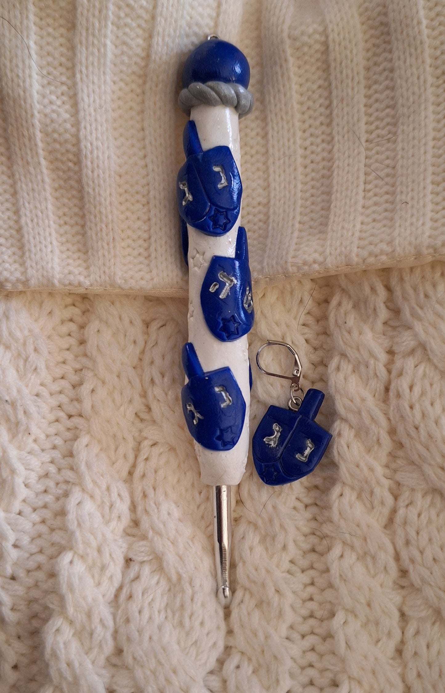 Polymer clay cute blue white hannukah dreidel holiday crochet hook