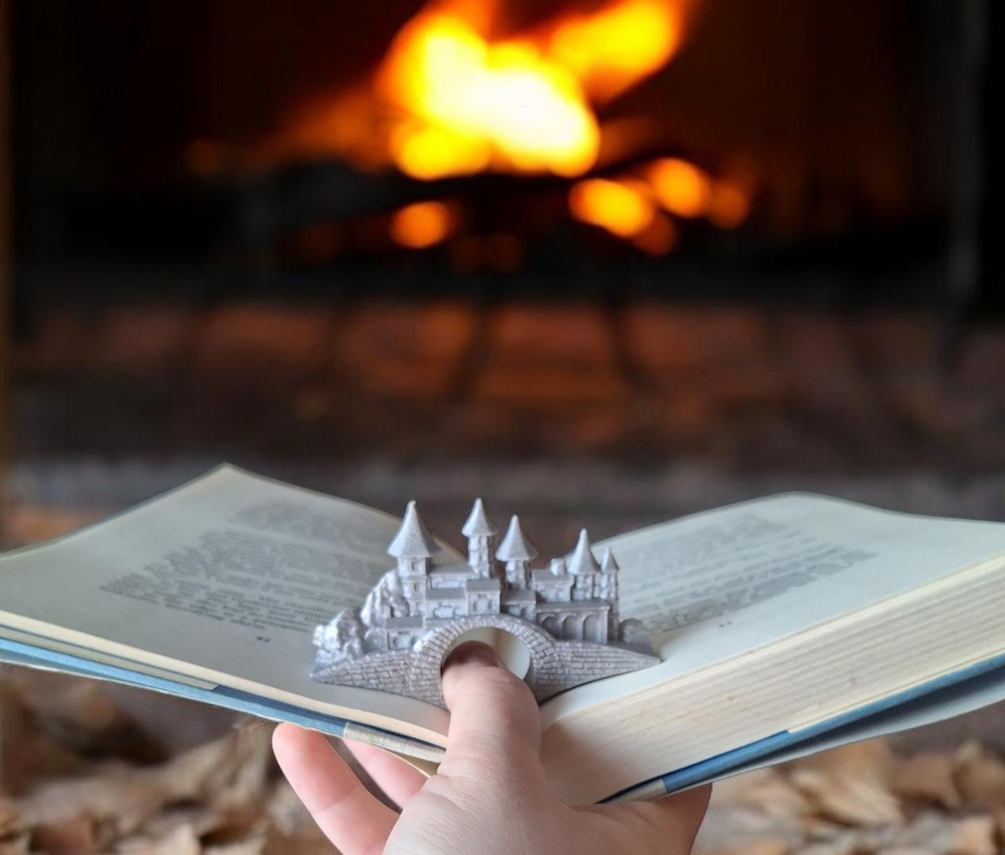 3D printed train book page holder keeper / 3d castle book page holder display reading train castle page holder accessory craftykid3d design