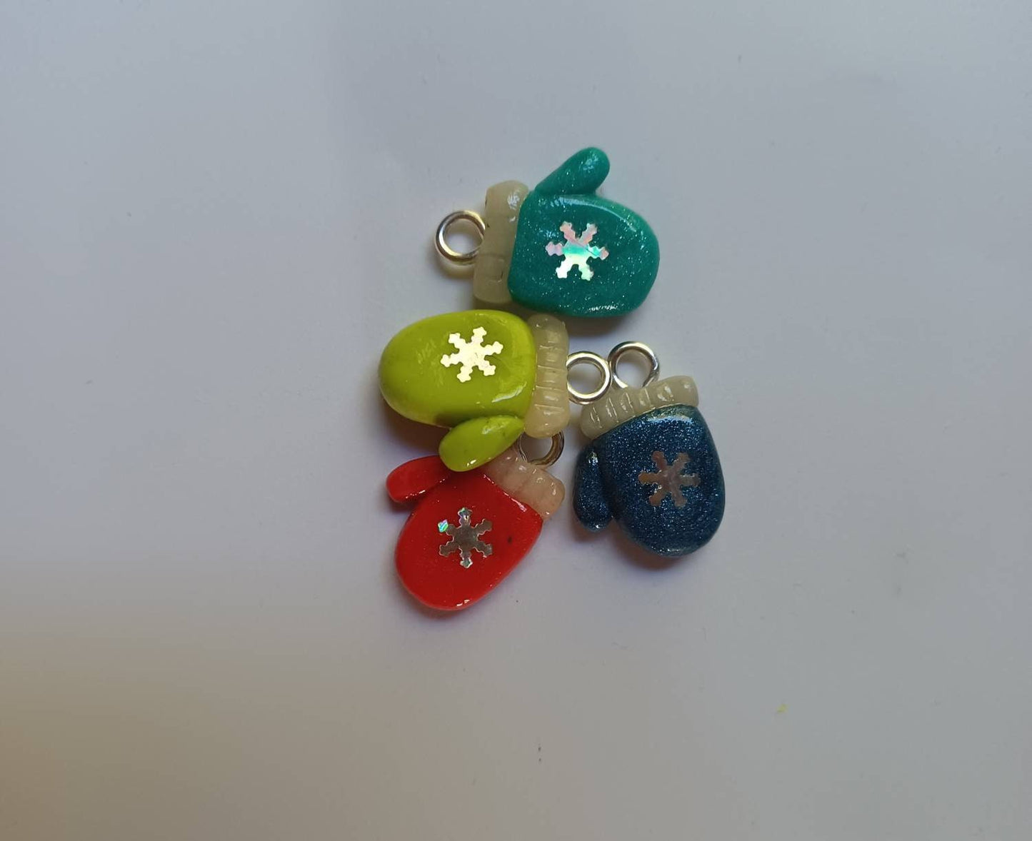 Kawaii winter mittens charm set / polymer clay mitten charms /  Christmas jewelry charms / Santa charm / Santa hat