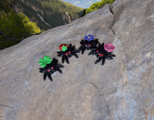 3D articulated small spiders / 3d printed spider insect animals / floral holiday halloween spider knick knack Fidget figurines