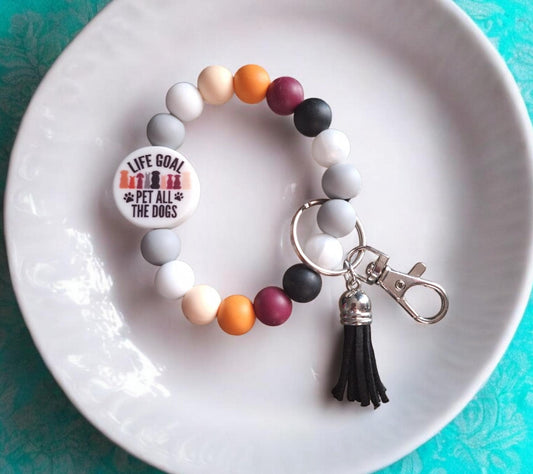 Silicone beaded wristlet keychain pet all the dogs / dog puppy silicone beaded wristlet keychain / dog mom bag accessories key chain gift