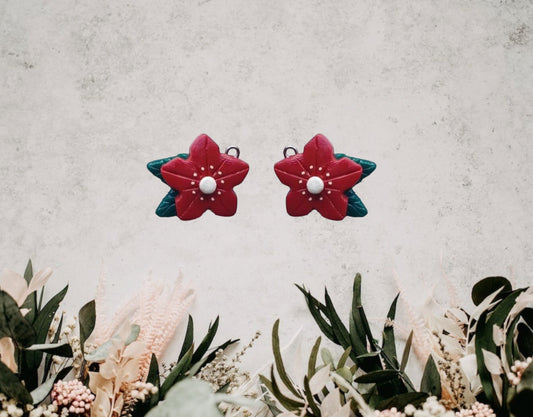 Kawaii poinsettia charms / polymer poinsettia flower charms / kawaii Christmas  jewelry / kawaii Holiday charms