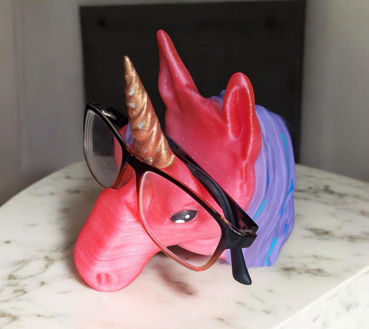 3D printed and painted dragon unicorn eyeglass stand / 3d unicorn eyeglasses sunglass holder stand / 3d printed unicorn glasses holder