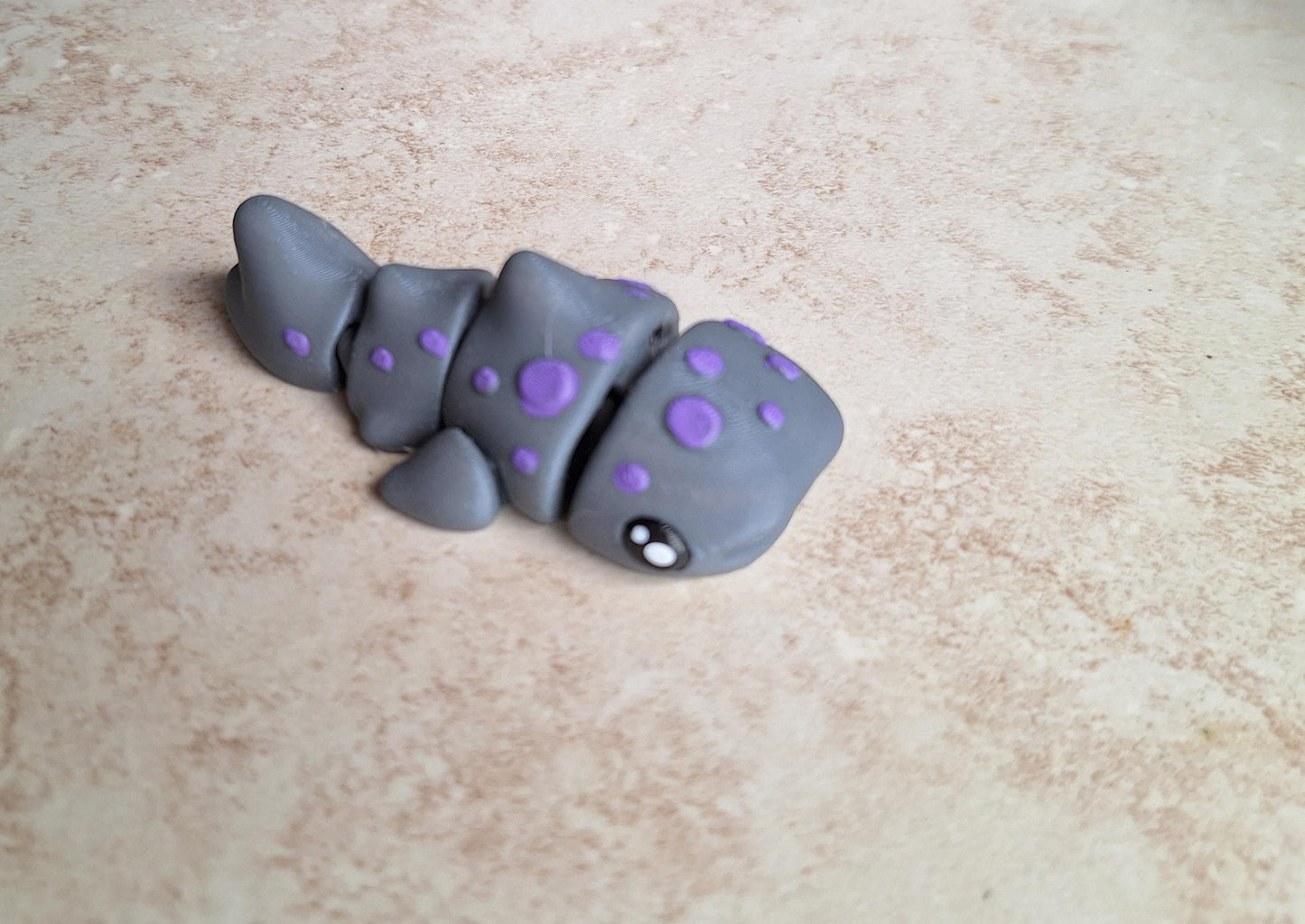 3D articulated kawaii whale shark / 3d printed shark  / 3d printed animals whale shark figurine knick knack Fidget