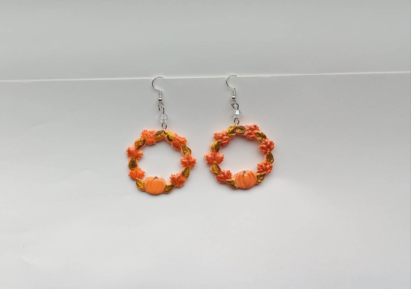 Kawaii halloween fall pumpkin wreath earrings / polymer clay holiday earrings / Thanksgiving holiday jewelry / clay harvest wreath earrings
