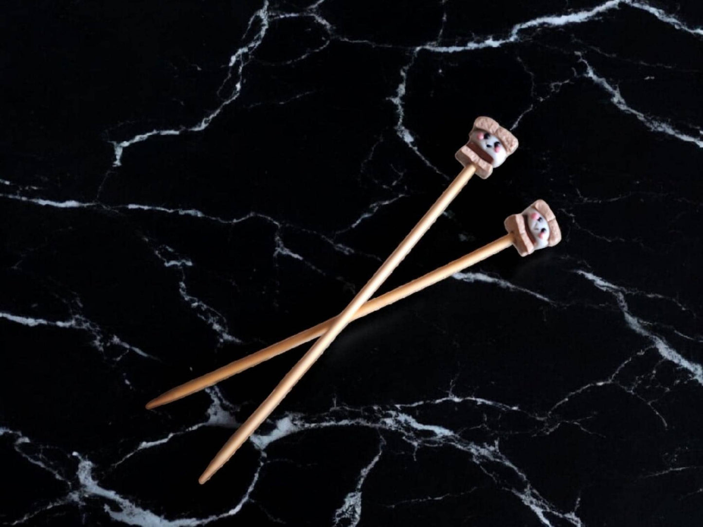 Set of 2 cute smore knitting needles / polymer clay knitting needles / decorative camping knitting needles accessory