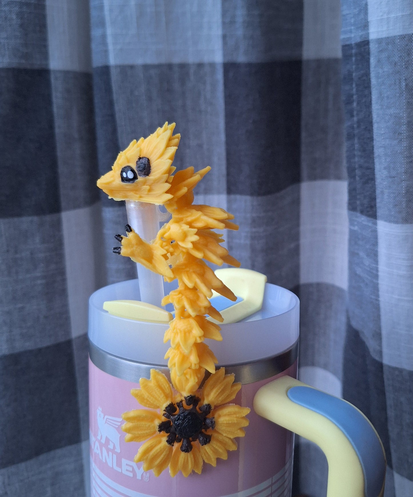 3D articulated yellow sunflower dragon straw cap / 3d printed dragon animals / sunflower tadling dragon straw topper cover Fidget figurines